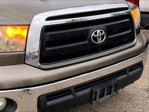 Used 2012 Toyota Tundra 2WD CrewMax w/ SR5 Pkg image 28