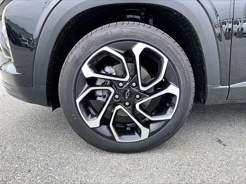 New 2026 Chevrolet Trax RS w/ Sunroof Package image 7