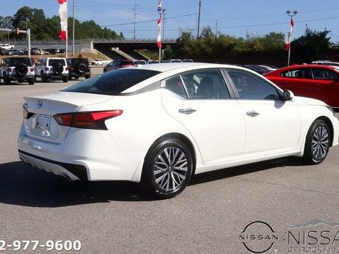 New 2025 Nissan Altima 2.5 SV w/ SV Premium Package image 5