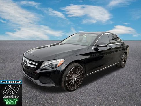 Used 2016 Mercedes-Benz C 300 4MATIC Sedan image 3