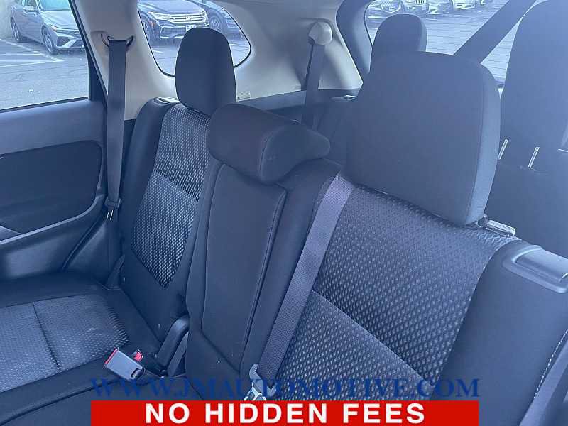Used 2018 Mitsubishi Outlander ES AWD/4WD image 3