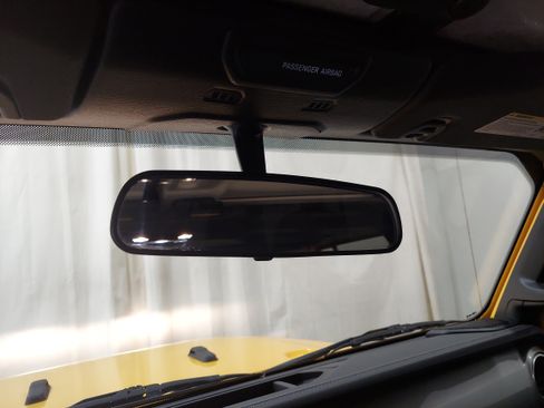 Used 2020 Jeep Wrangler Unlimited Sahara w/ Cold Weather Group image 13