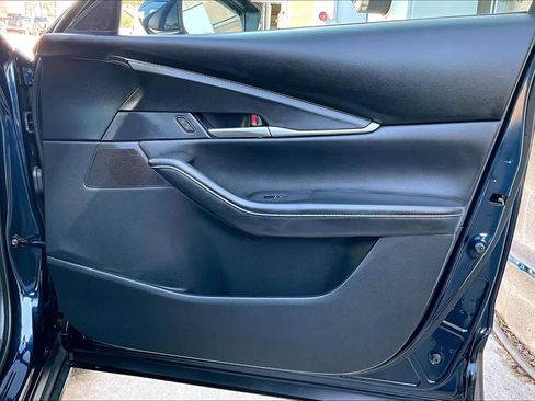 Used 2023 MAZDA CX-30 AWD 2.5 S w/ Select Package image 23