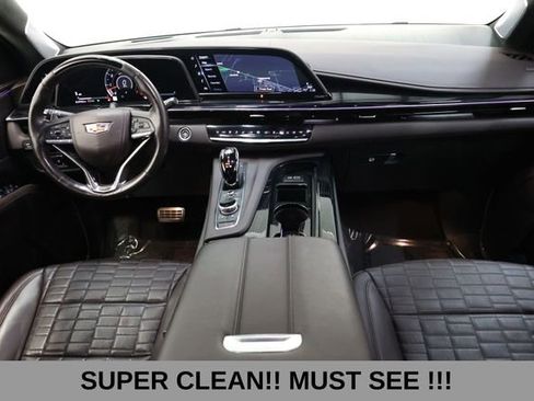 Used 2024 Cadillac Escalade ESV V w/ Heavy-Duty Trailer Package AWD/4WD image 18