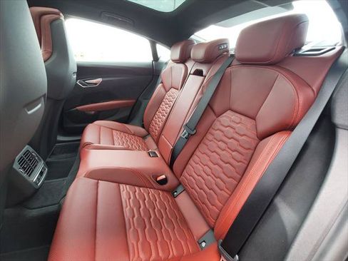 Certified 2024 Audi e-tron GT Premium Plus w/ Executive Package AWD/4WD image 18
