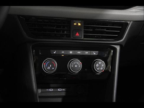 Certified 2024 Volkswagen Taos S AWD/4WD image 14