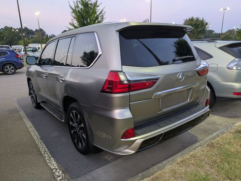 Used 2021 Lexus LX 570 4WD w/ Sport Package image 4