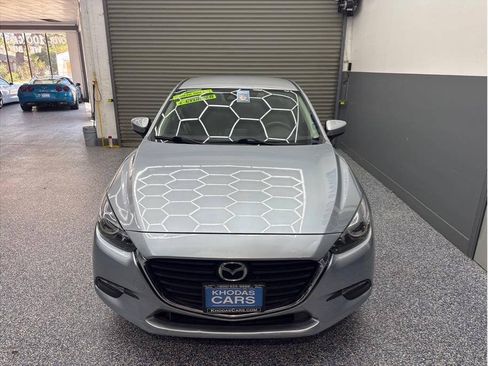 Used 2018 MAZDA MAZDA3 Sport FWD image 7