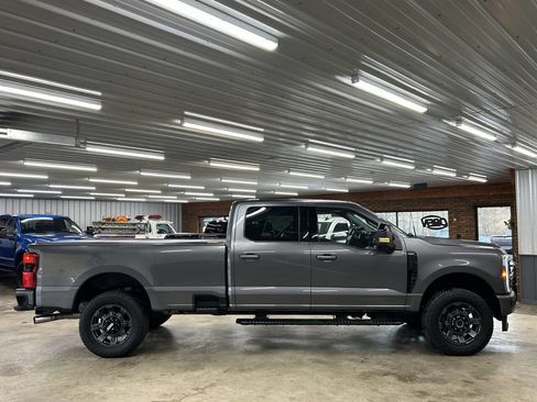Used 2024 Ford F250 Lariat w/ Lariat Ultimate Package image 3