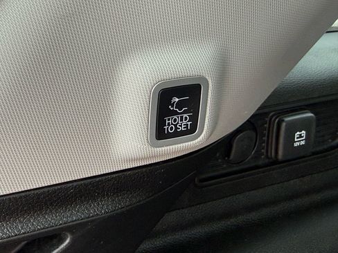 Used 2023 Jeep Grand Cherokee 4WD 4xe image 47