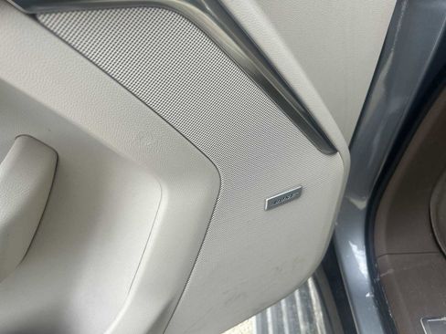 Used 2024 GMC Yukon Denali w/ Advanced Technology Package image 23