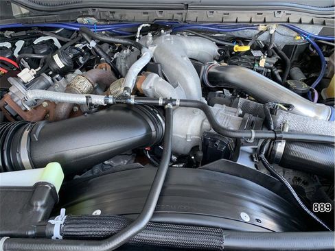 Used 2020 Ford F550 2WD Regular Cab Super Duty image 14