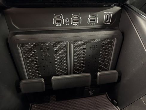 New 2026 RAM 1500 Laramie w/ Night Edition image 26