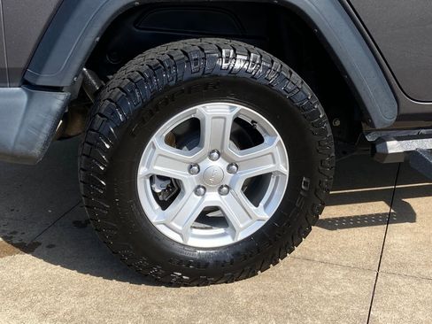 Used 2020 Jeep Wrangler Unlimited Sport S AWD/4WD image 8