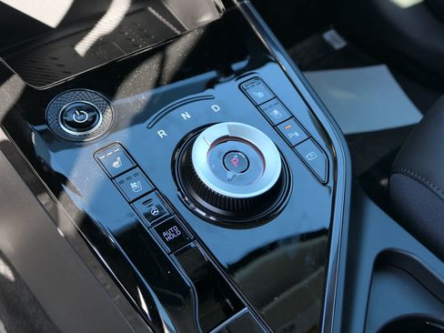 New 2025 Kia Niro Wave w/ Wave Preserve Package image 18