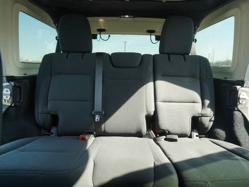 Used 2020 Jeep Wrangler Unlimited Sport S AWD/4WD image 33