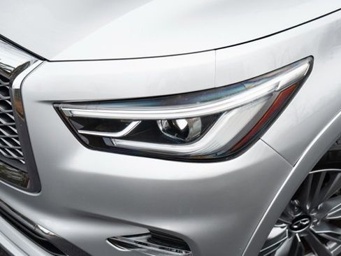 Used 2020 INFINITI QX80 Luxe w/ Proassist Package image 3