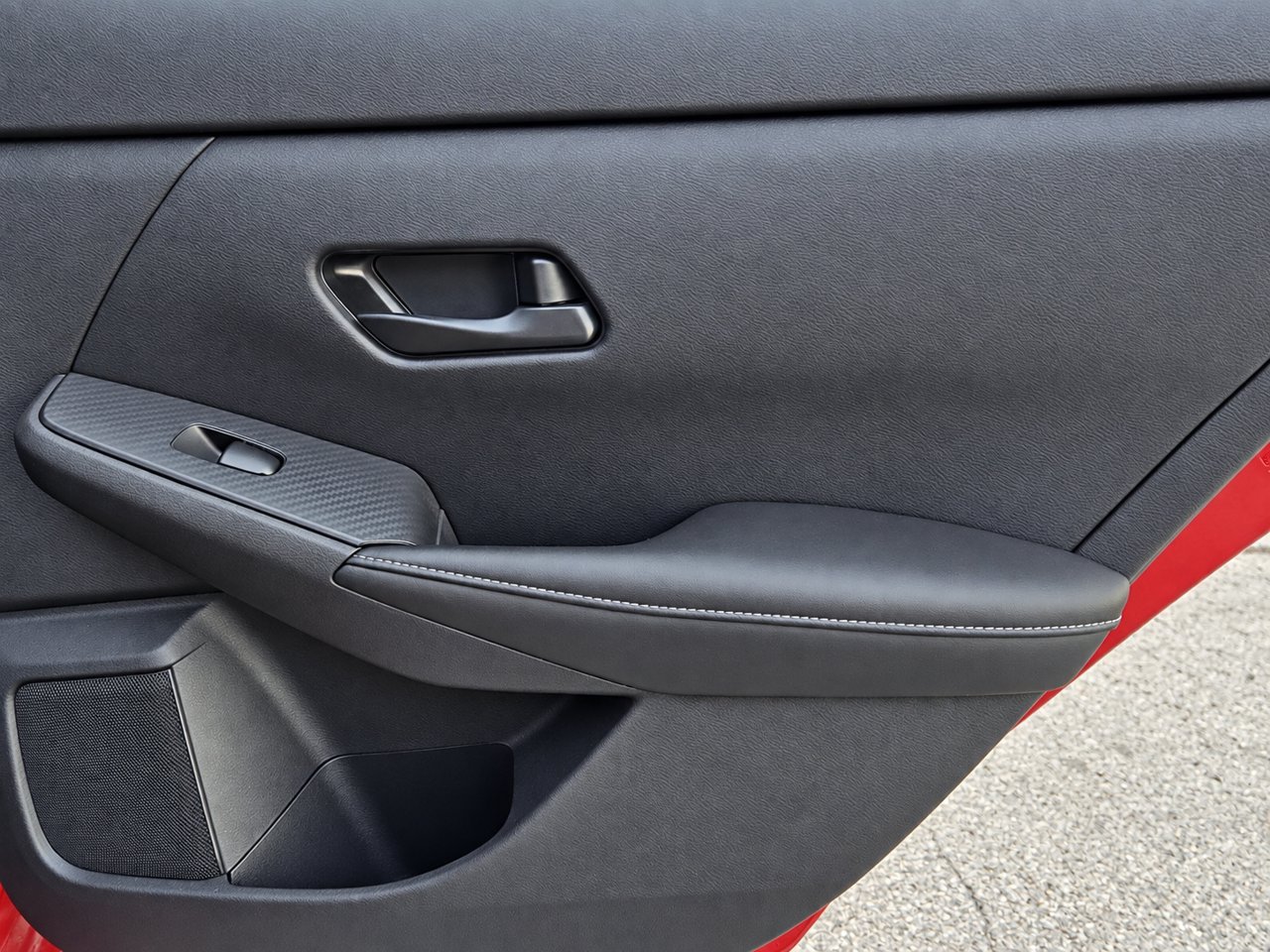 Used 2025 Nissan Sentra SV FWD image 27
