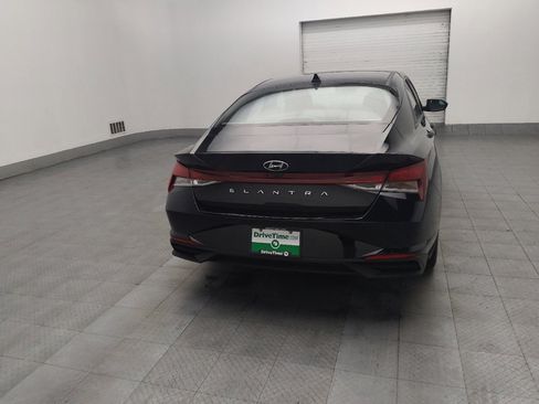 Used 2022 Hyundai Elantra SEL image 7