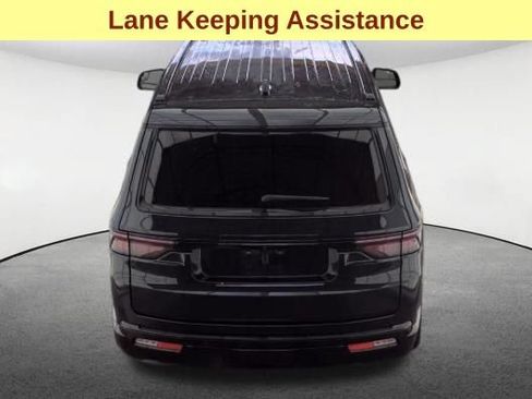 Used 2025 Jeep Wagoneer Series II AWD/4WD image 7
