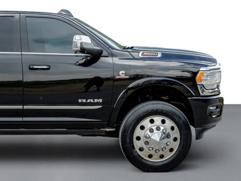 Used 2020 RAM 3500 Limited AWD/4WD image 7