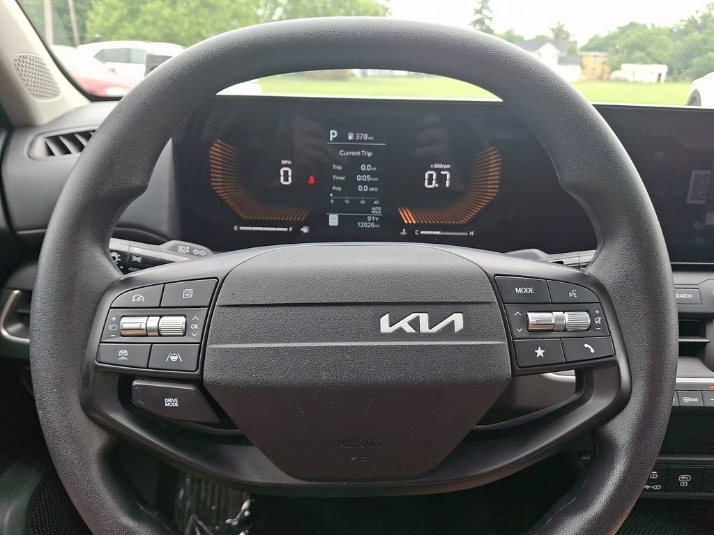 Certified 2025 Kia K4 FWD image 19