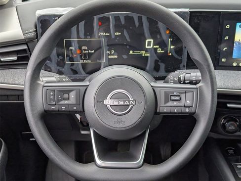 New 2026 Nissan Kicks SV image 10