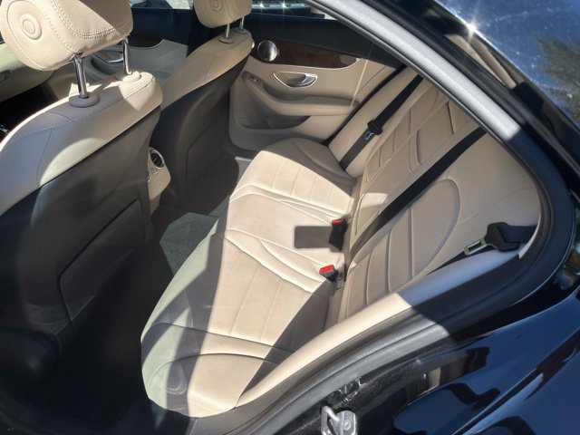Used 2017 Mercedes-Benz C 300 4MATIC Sedan image 9