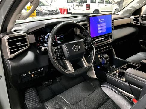 Used 2024 Toyota Tundra Limited image 17