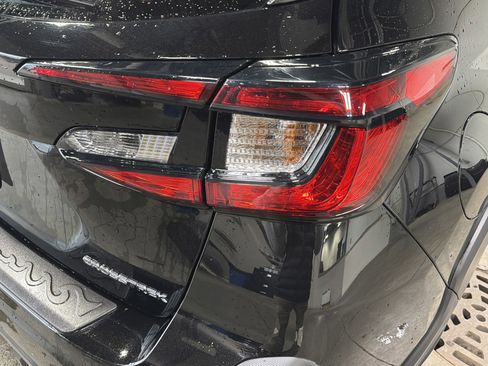 Certified 2025 Subaru Crosstrek 2.5i Limited w/ Crosstrek Mirror Package image 17