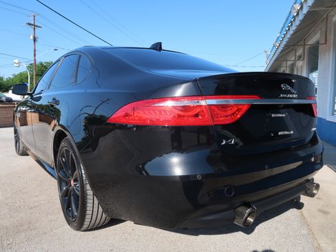 Used 2016 Jaguar XF R-Sport RWD image 7