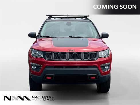 Used 2019 Jeep Compass Trailhawk image 8