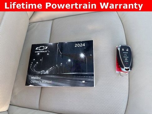 Used 2024 Chevrolet Malibu LT image 20