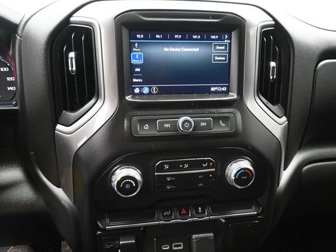 Used 2021 GMC Sierra 2500 4x4 Crew Cab w/ Convenience Package image 28