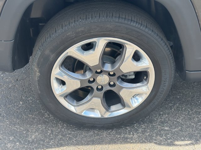 Certified 2021 Jeep Compass Limited AWD/4WD image 12