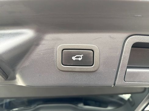 Used 2021 Land Rover Range Rover Velar R-Dynamic S AWD/4WD image 9