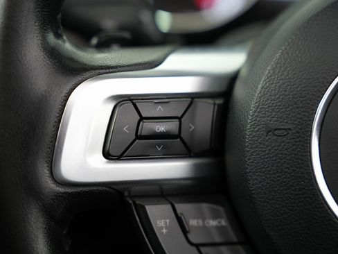 Used 2017 Ford Mustang GT Premium image 13