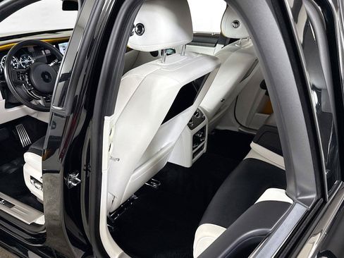 Used 2021 Rolls-Royce Ghost AWD/4WD image 30