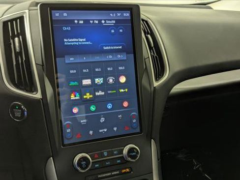 Used 2024 Ford Edge SEL image 24