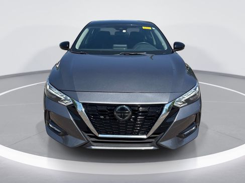 Used 2020 Nissan Sentra SR image 2