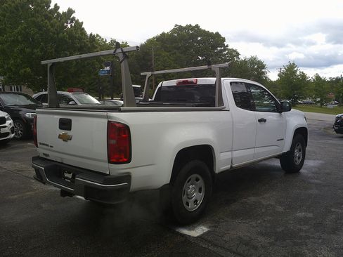 Used 2018 Chevrolet Colorado W/T RWD image 5