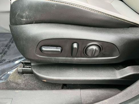 Used 2020 GMC Terrain SLT w/ Preferred Package image 18