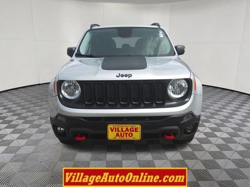 Used 2016 Jeep Renegade Trailhawk AWD/4WD image 6