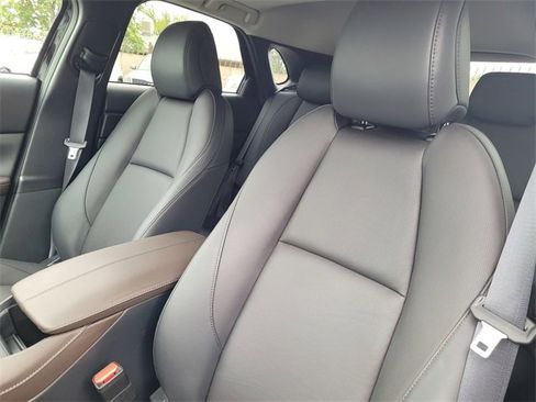 Used 2024 MAZDA CX-30 2.5 Turbo w/ Premium Package image 12