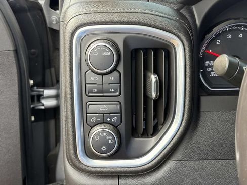 Used 2022 Chevrolet Silverado 1500 LT AWD/4WD image 26