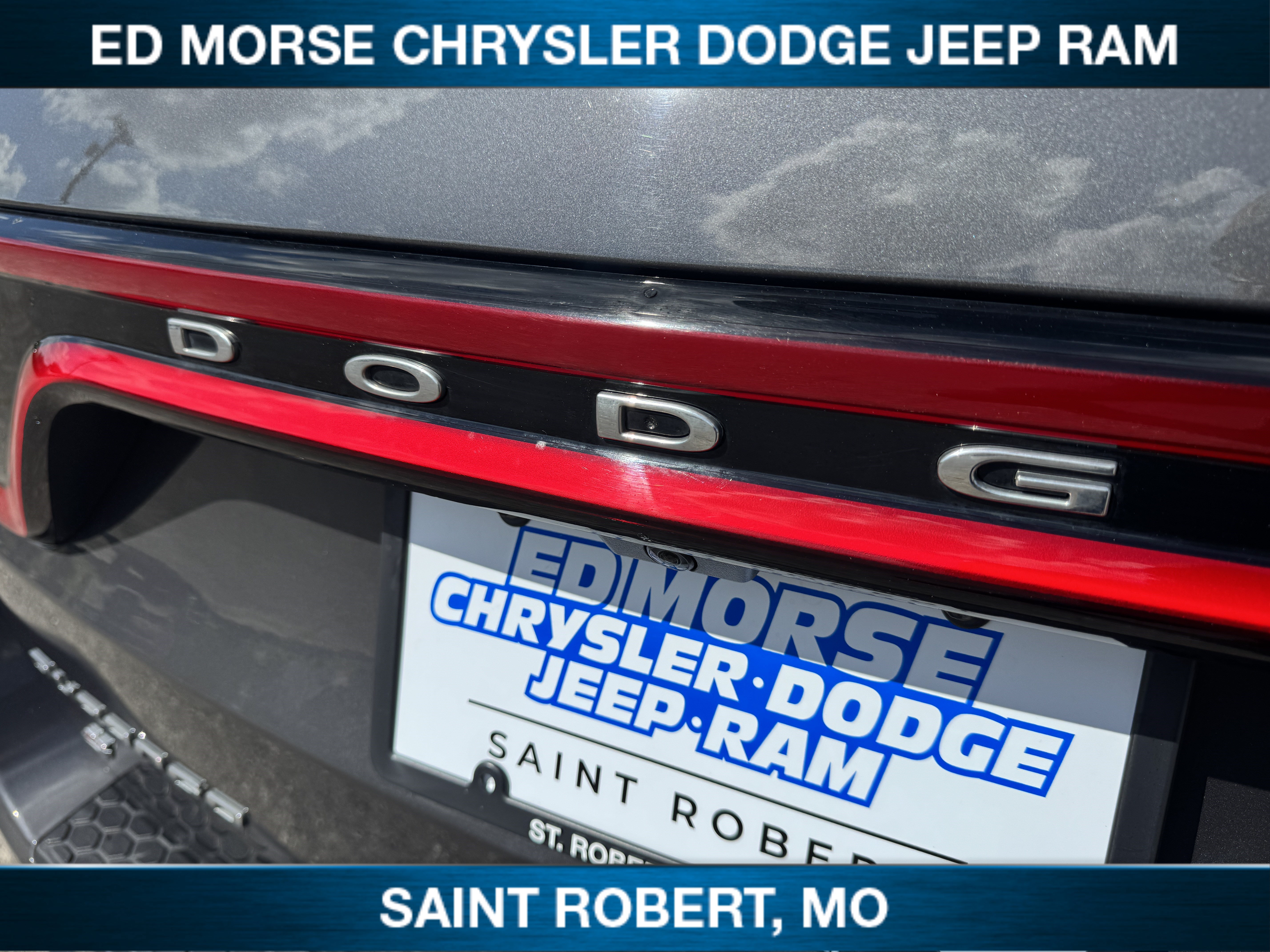 Used 2023 Dodge Durango SXT w/ Trailer Tow Group IV AWD/4WD image 11