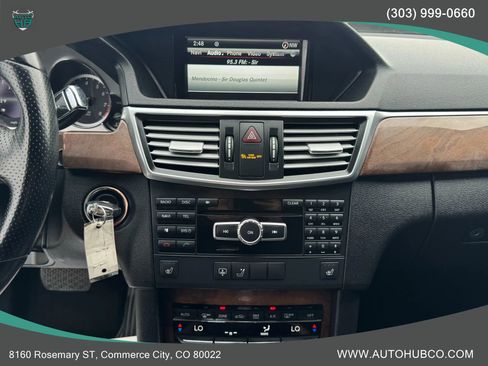 Used 2013 Mercedes-Benz E 350 4MATIC Sedan image 14