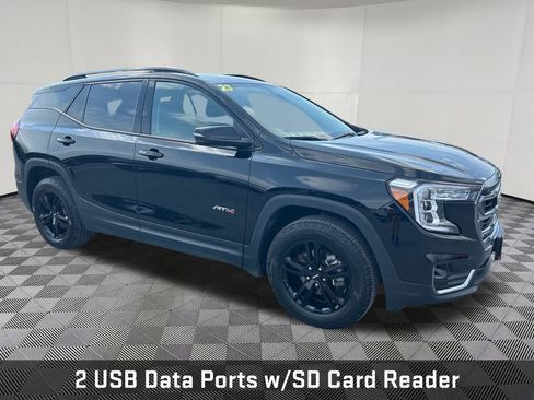 Certified 2023 GMC Terrain AT4 AWD/4WD image 8