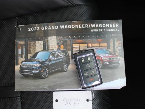 Used 2022 Jeep Wagoneer Series III w/ Premium Group I image 55