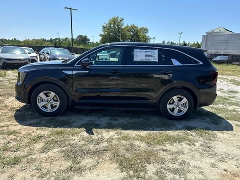 New 2026 Kia Sorento LX FWD image 6